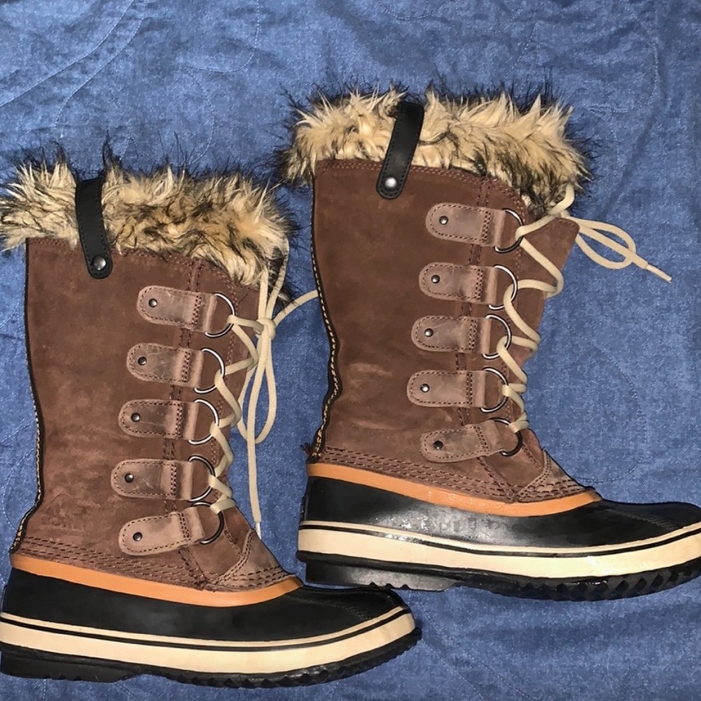 Sorel Joan of Arc Boots Size 8.5